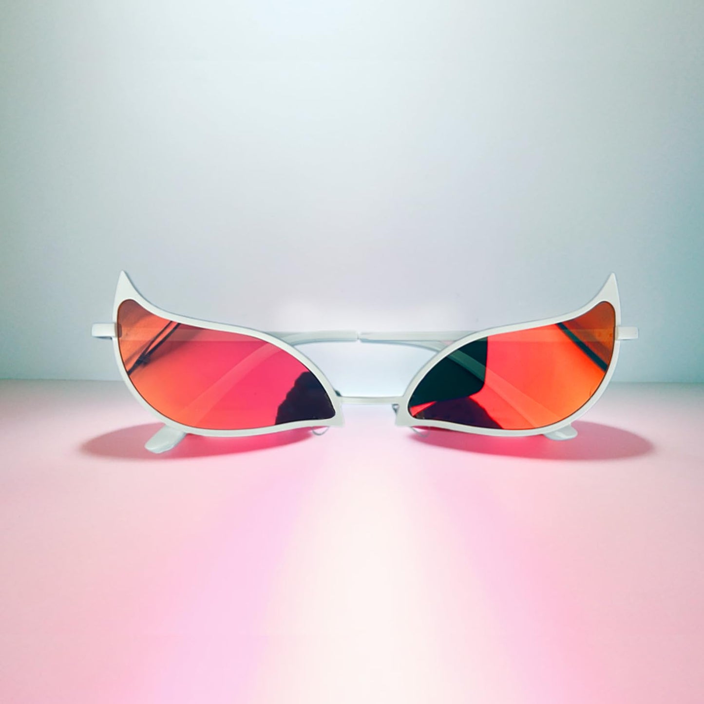 BJPERFMS Occhiali Doflamingo One Piece, Doflamingo Glasses, Anime Cosplay Occhiali da Sole, Occhiali Veloci, One Piece Gadget, per Party Festival Performance Halloween, Unisex