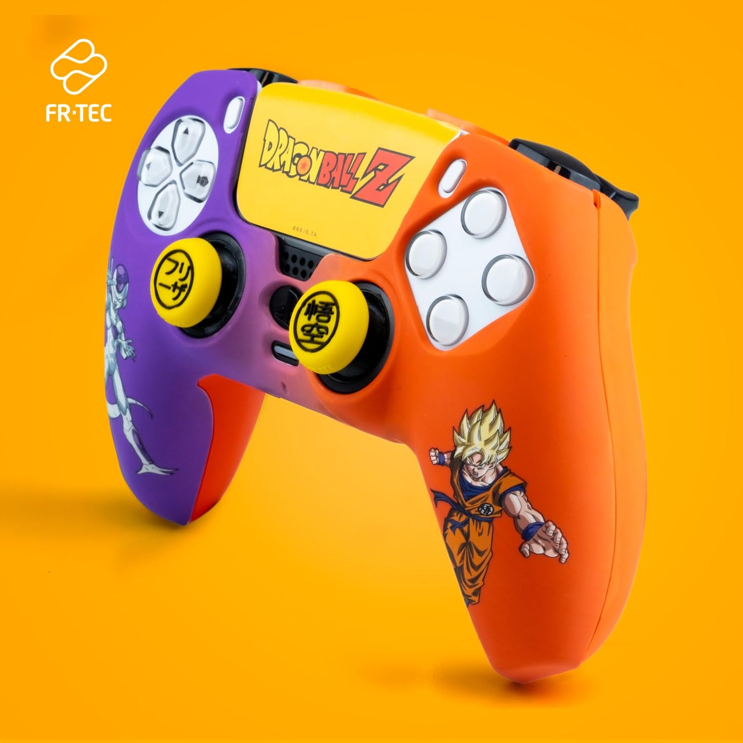 FRTEC - Combo Pack Dragon Ball Z, custodia rigida + impugnature + adesivo per PS5 DualSense, Goku e Freezer