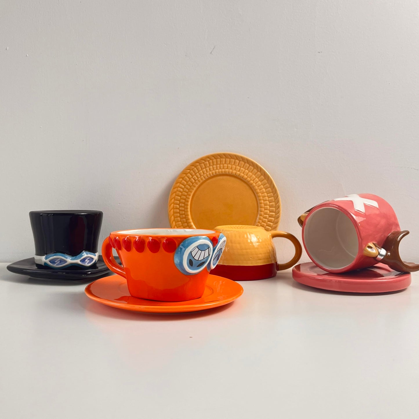 FINDAMAZE One Piece Anime Tazza,Chopper's Hat Tazza da Caffè in Ceramica Mug,Regalo Anime,Regalo per Natale, Compleanno, Anniversario (Chopper)