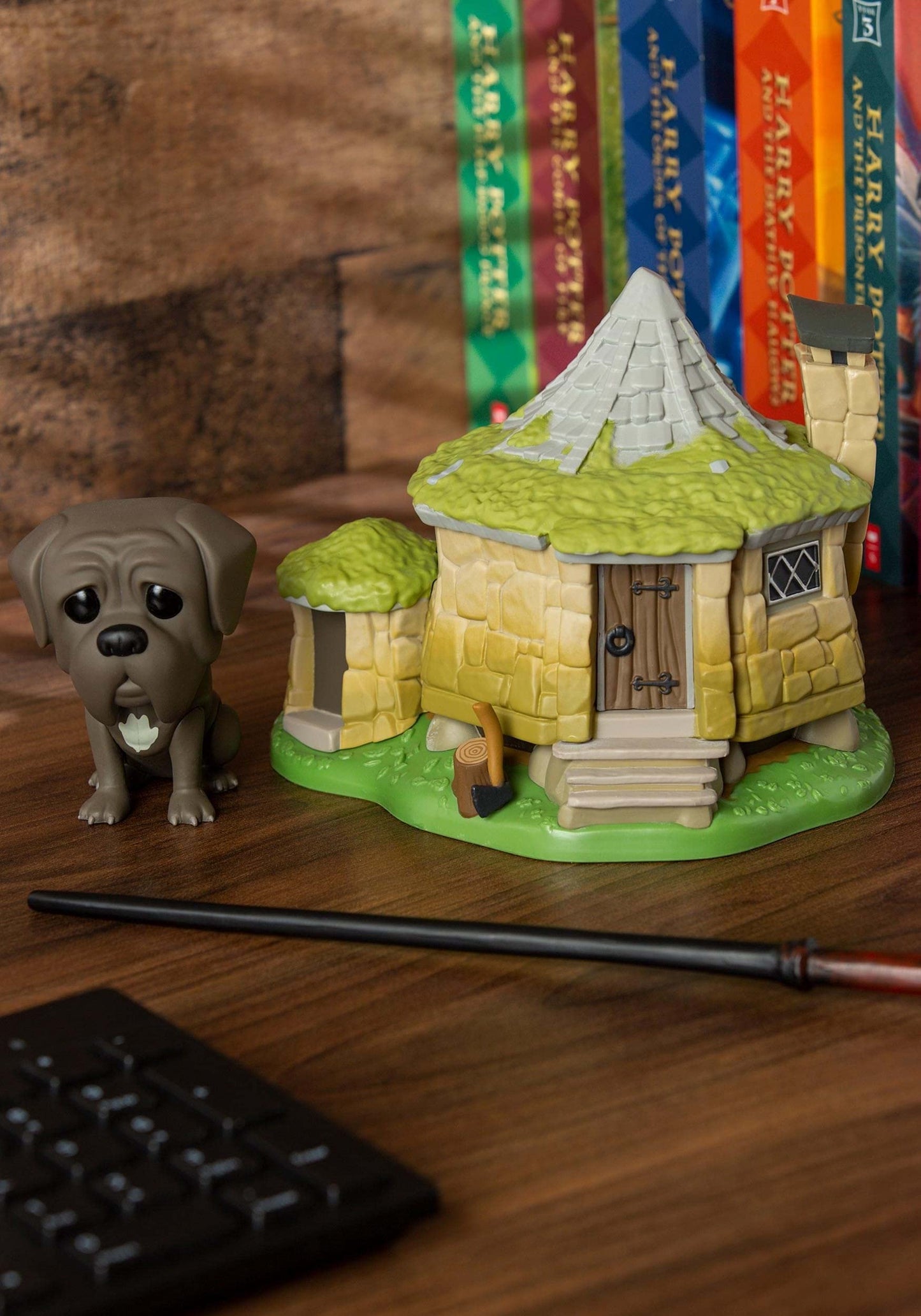Funko Pop! Town: Harry Potter-Hagrid's Hut with Fang- Figura in Vinile da Collezione - Idea Regalo - Merchandising Ufficiale - Giocattoli per Bambini e Adulti - Movies Fans