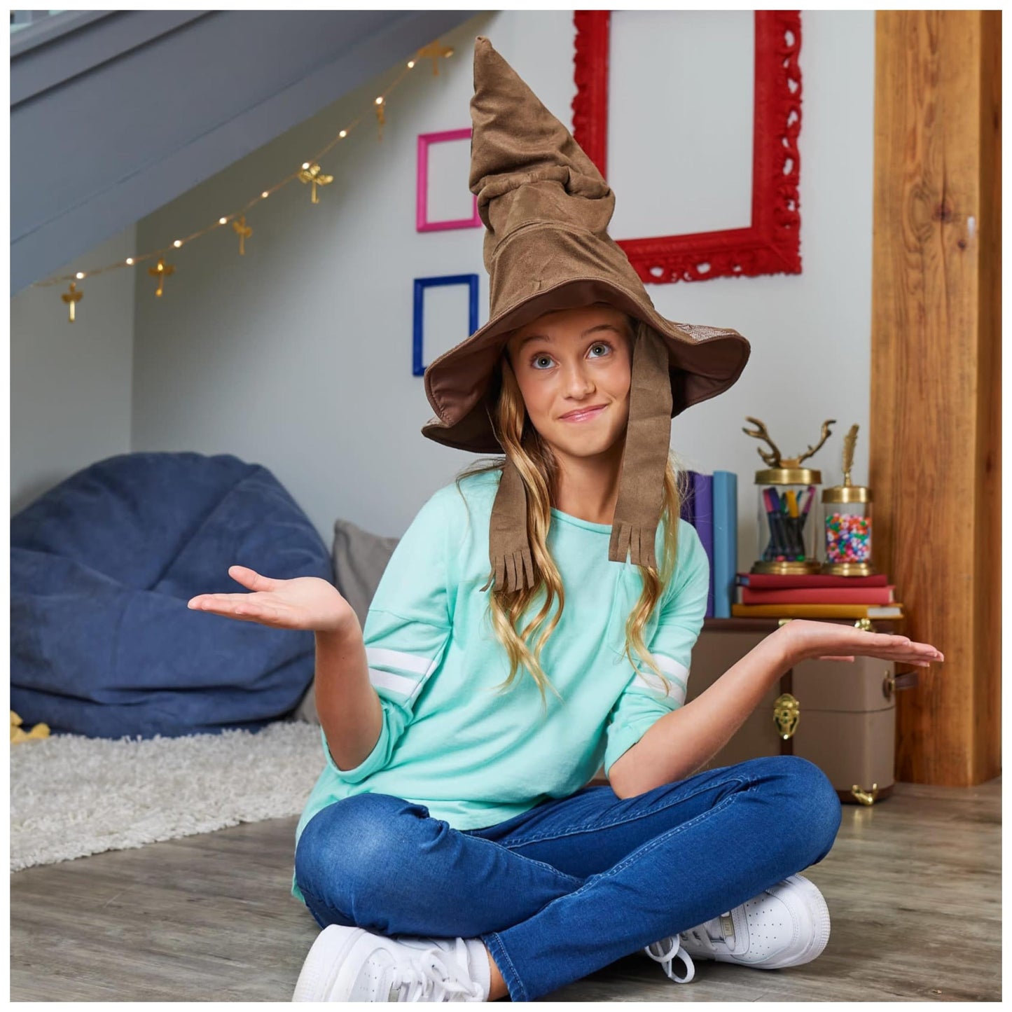 Wizarding World | Cappello Parlante Interattivo di Harry Potter | Voce originale dei film di Harry Potter | 15 frasi in italiano/tedesco | Accessori Harry Potter dai 5 anni in su