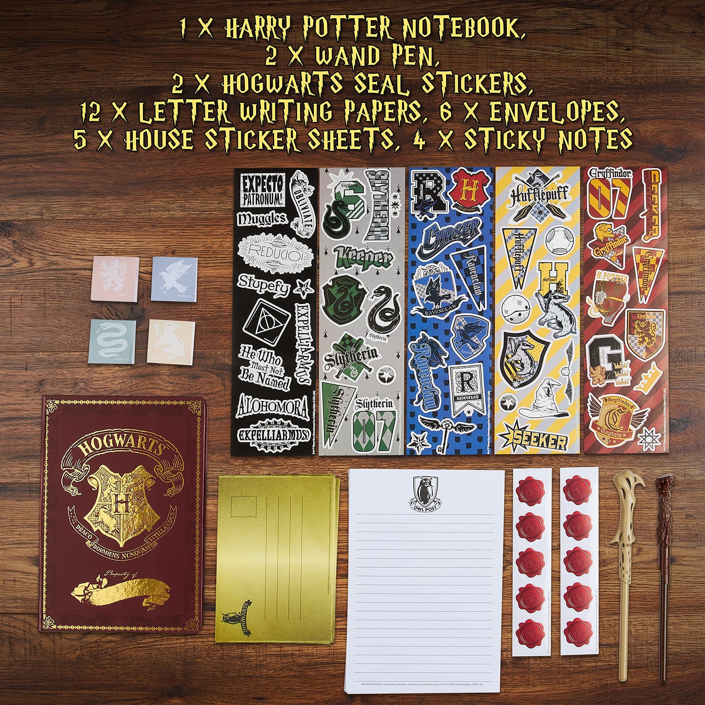 HARRY POTTER Cartoleria, Scatola di carta da lettera, taccuino, penna baguette, adesivi, buste, idea regalo per ragazza e ragazzo, con scatola ricordo